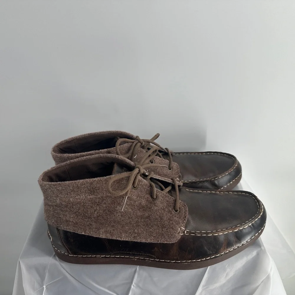 UGG Kaldwell Men's Brown Leather Tan Wool Moc Toe Chukka Ankle Boot Vibram sole